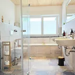 I Design I Klimaanlage I Balkon I Boxspring I Nespresso Апартаменты