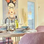 I Design I Klimaanlage I Balkon I Boxspring I Nespresso Апартаменты *