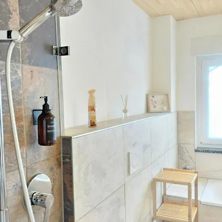 I Design-apartment I Klimaanlage I Balkon I Boxspring * Weil am Rhein