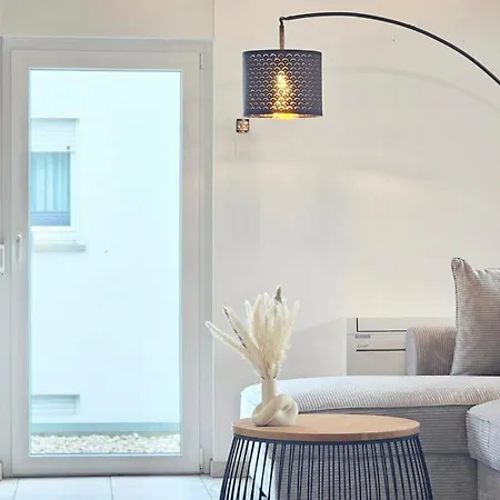 I Design I Klimaanlage I Balkon I Boxspring I Nespresso Apartment