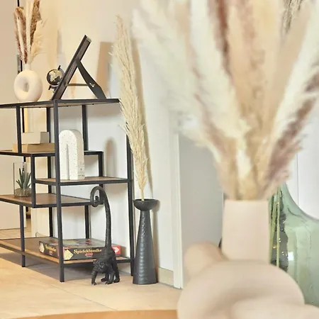 I Design I Klimaanlage I Balkon I Boxspring I Nespresso Appartamento Weil am Rhein