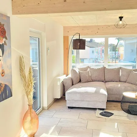 I Design I Klimaanlage I Balkon I Boxspring I Nespresso *